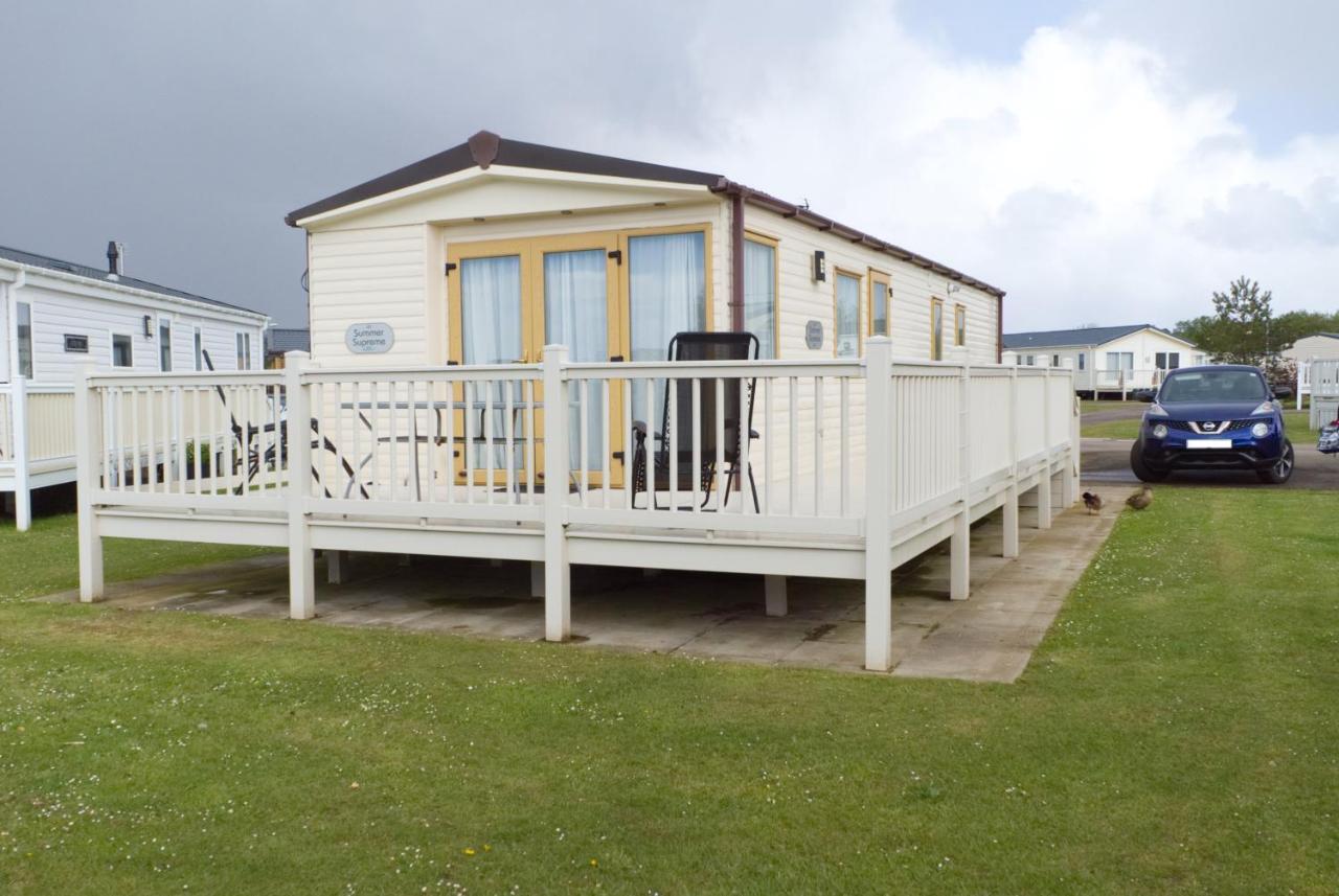 Manor Park Hunstanton Pets Go Free Linen Included Villa Екстериор снимка